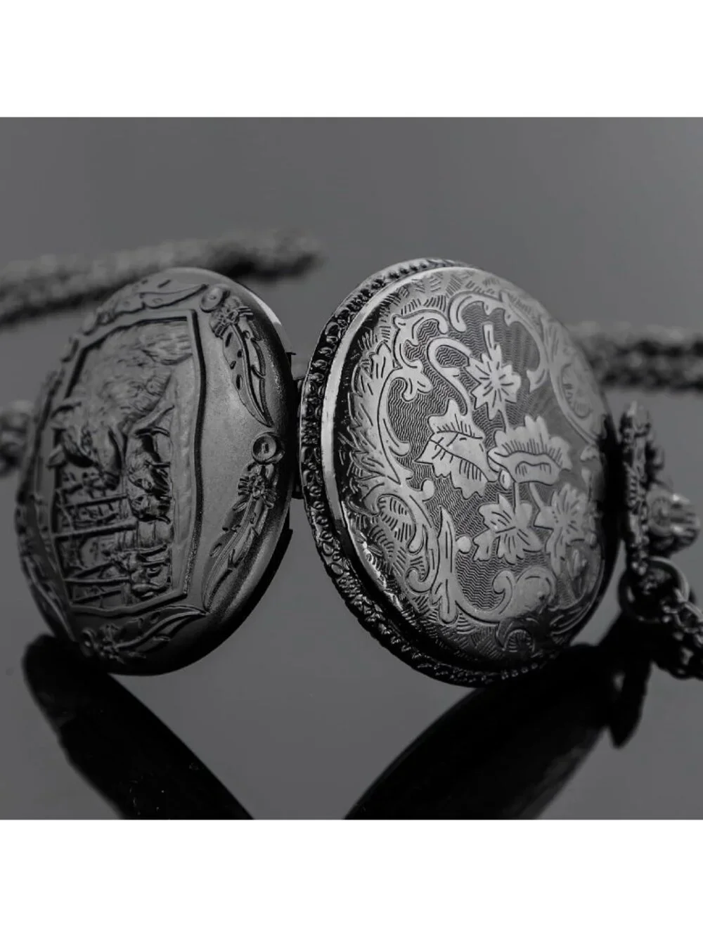 Men's Black Analog Quartz Arabic Numerals Engraved Wolf Vintage Pocket Watch